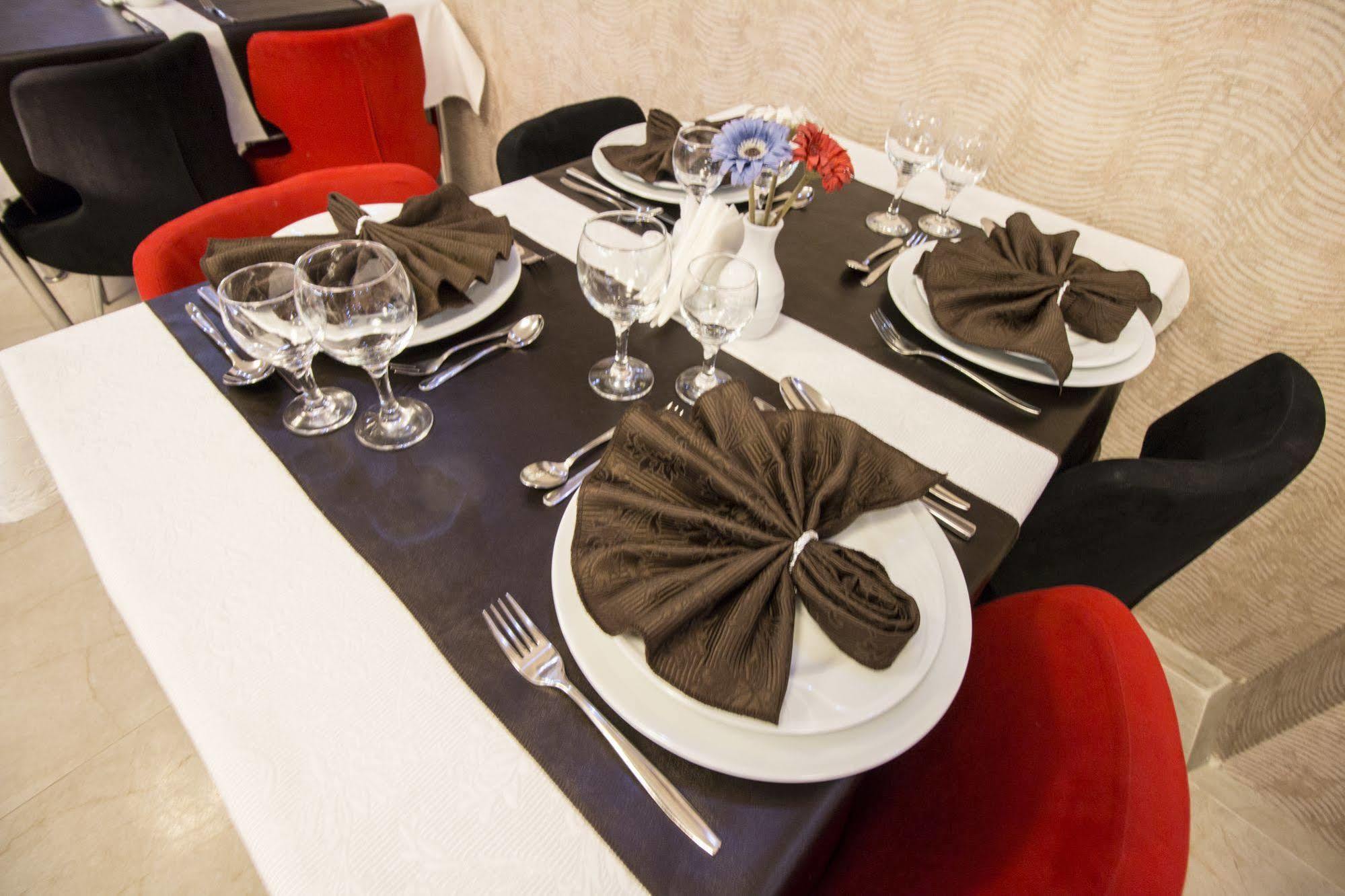 Hotel Business Han Nevşehir Bagian luar foto