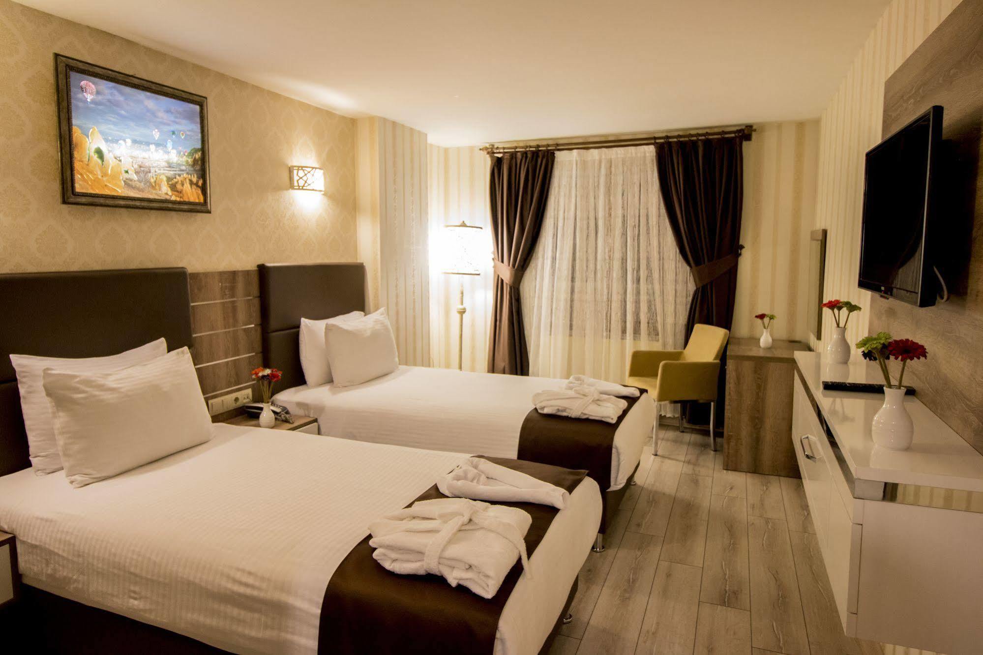 Hotel Business Han Nevşehir Bagian luar foto