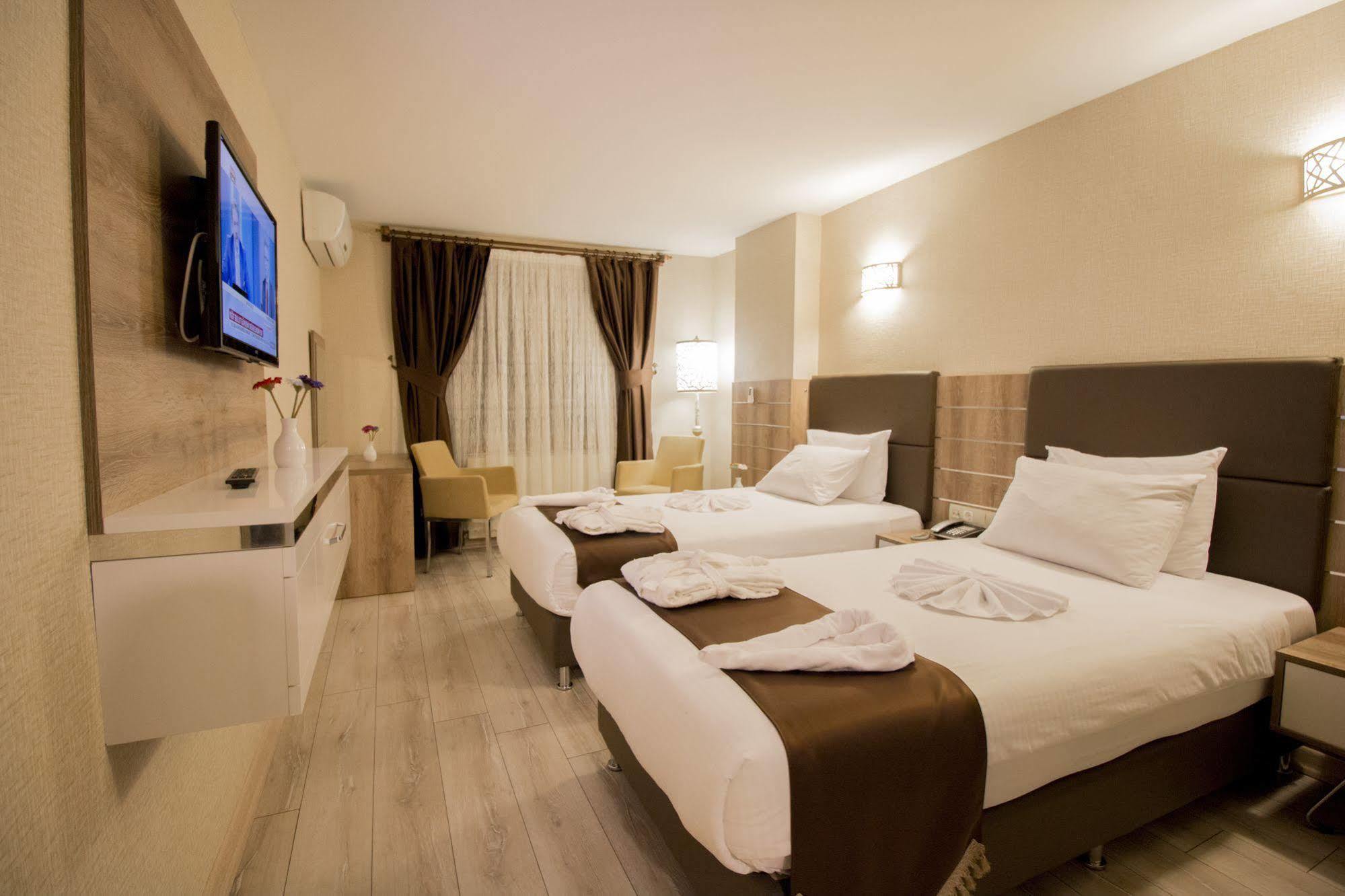 Hotel Business Han Nevşehir Bagian luar foto